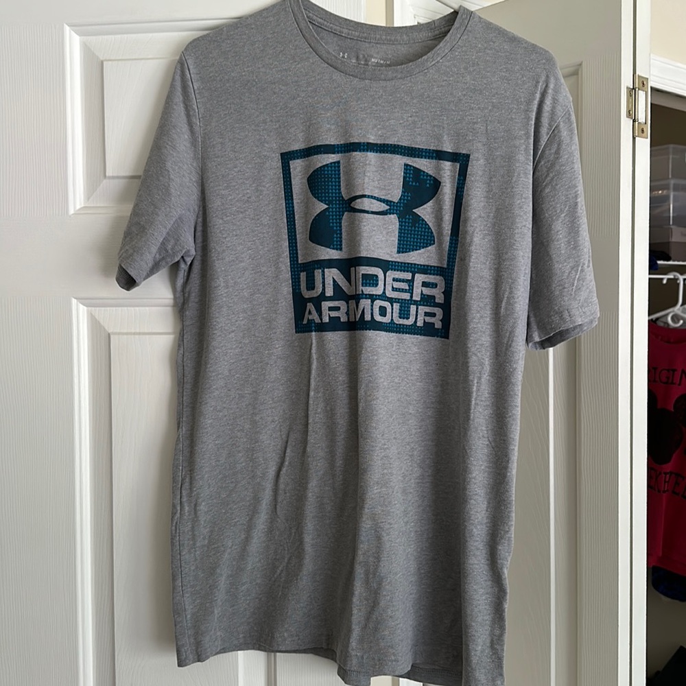 Men’s Under Armour Tshirt